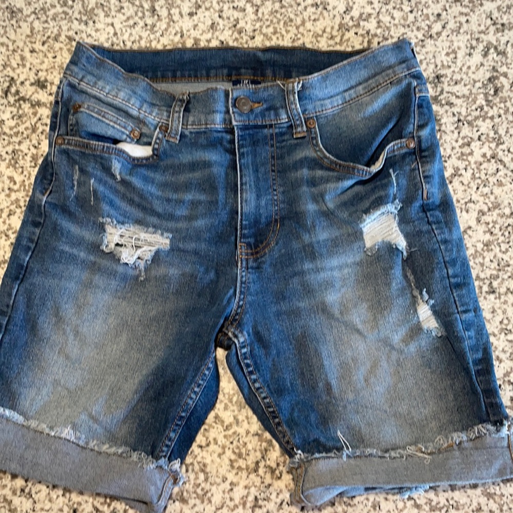 Men’s cut off jean shorts